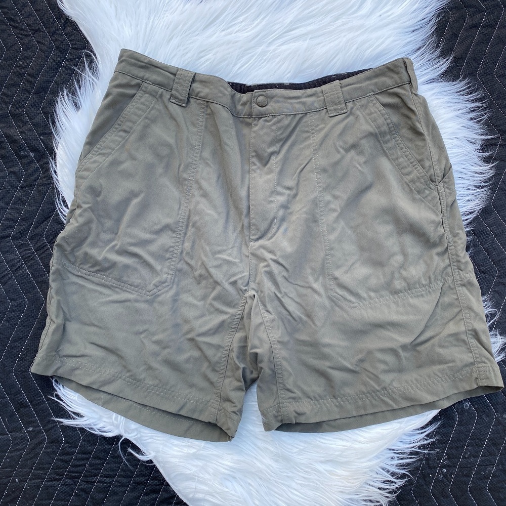L.L Bean Cargo Hiking Outdoor Shorts Pockets